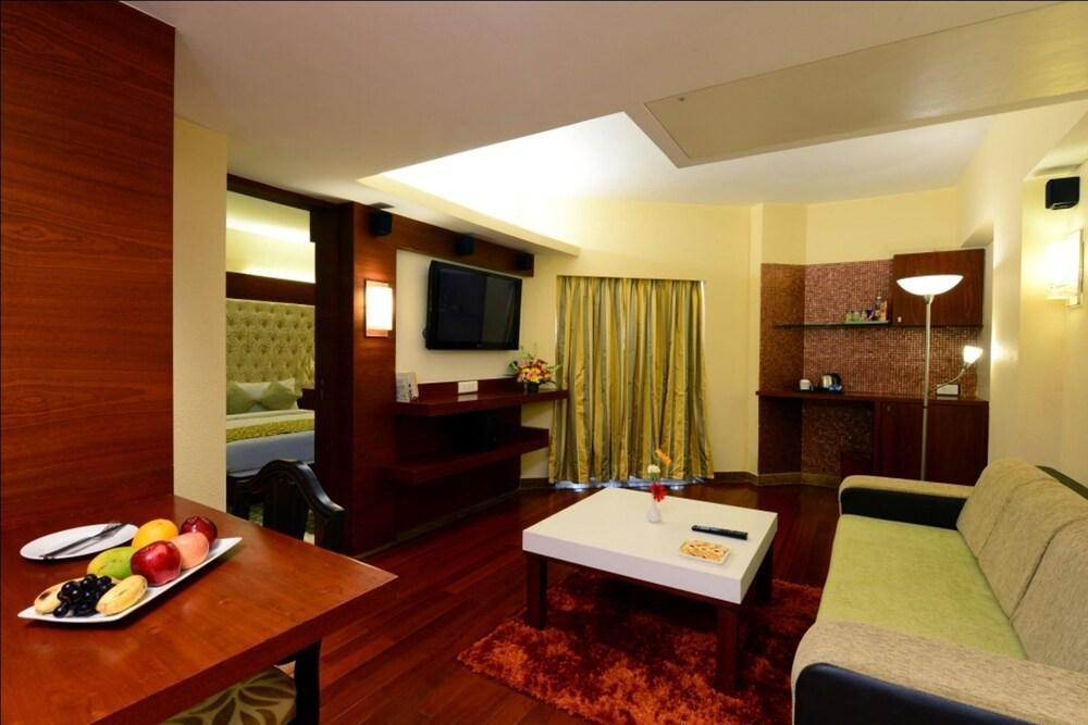 The Chariot Resort & Spa Puri Exterior photo