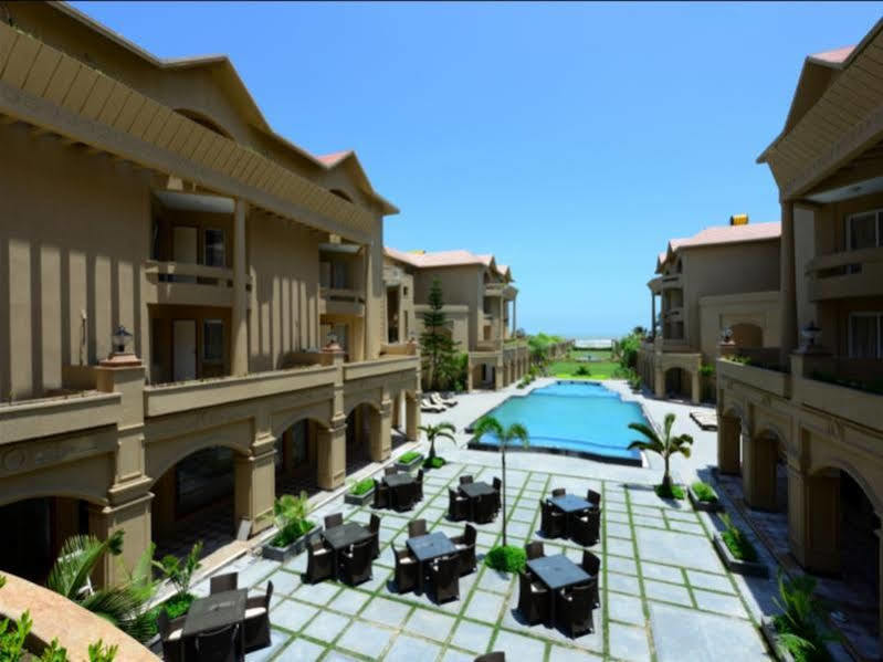The Chariot Resort & Spa Puri Exterior photo